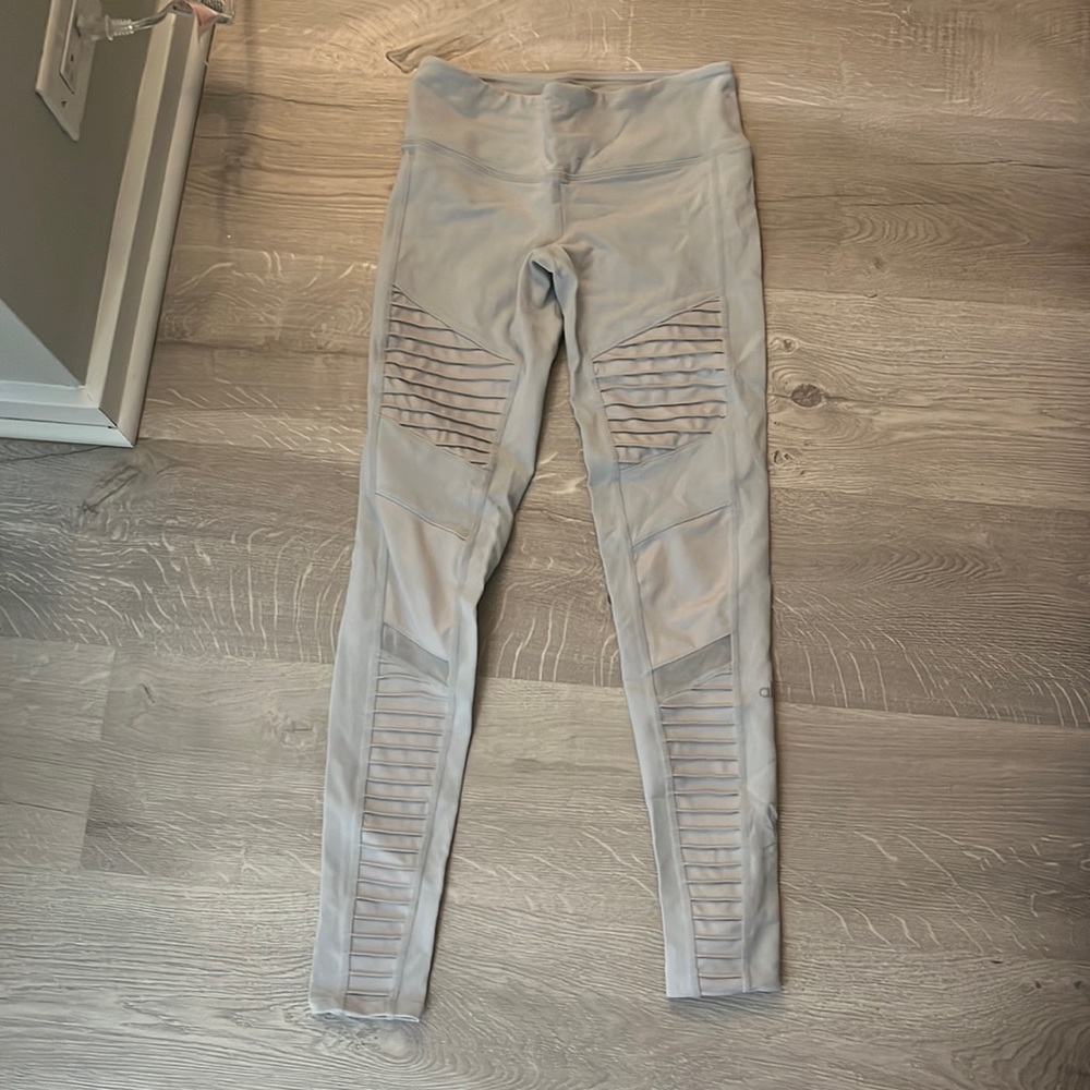 Alo Yoga Motto Leggings